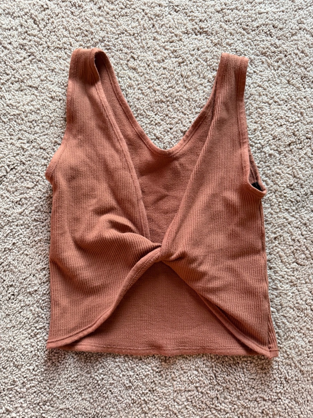 Twist Ribbed Crop Top - Rust